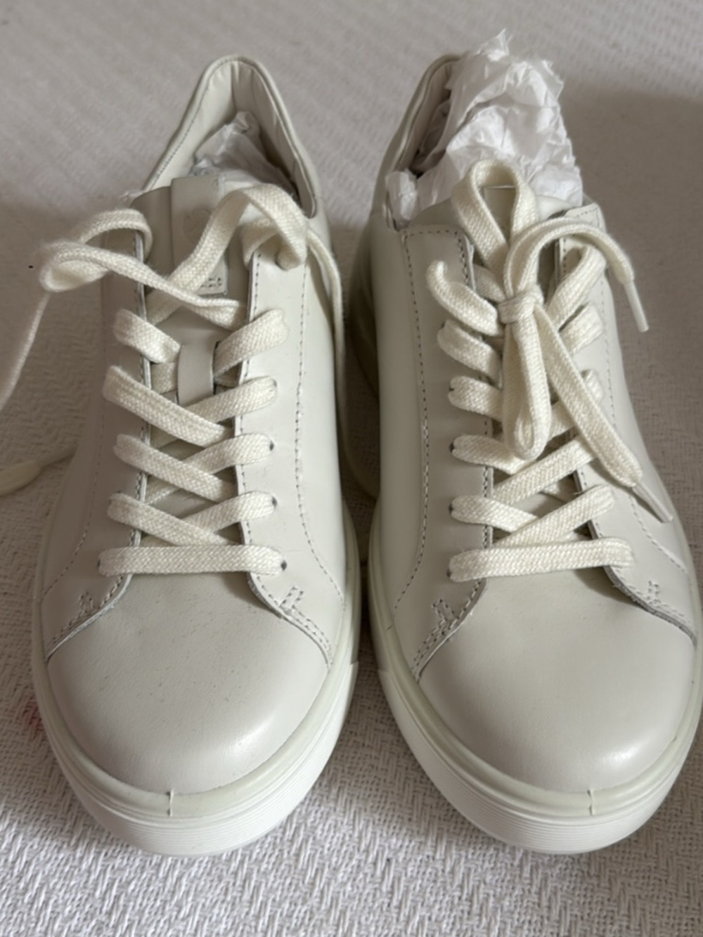Ecco Off-White Leather Athletic Sneakers